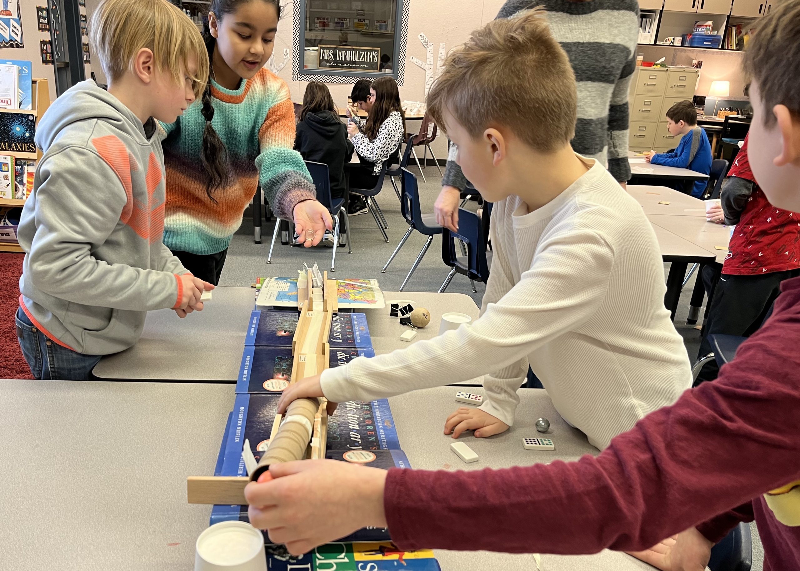 Elementary Students Add STEAM Class to Weekly Lineup