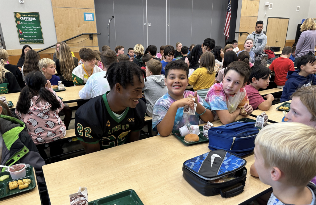 Connecting Across Schools – Lynden High School